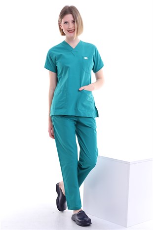 Kadın Doktor Forması Ameliyathane Yeşili